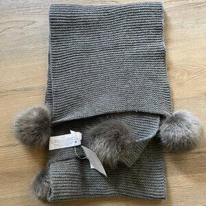 RH WOMENS CASHMERE WOOL LONG SCARF WITH POM POMS IN GREY - FASHION